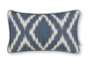 Odie RC756/02 Delft Cushion by Romo