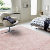 Payton Shaggy Soft Shimmer Rugs in Pink
